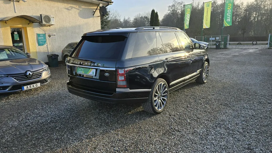 LAND ROVER Range Rover -