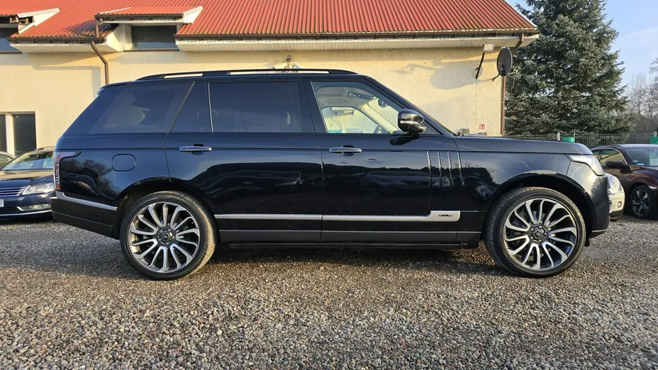 LAND ROVER Range Rover -