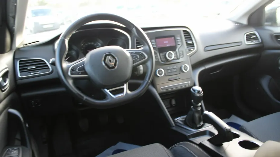 RENAULT Megane -