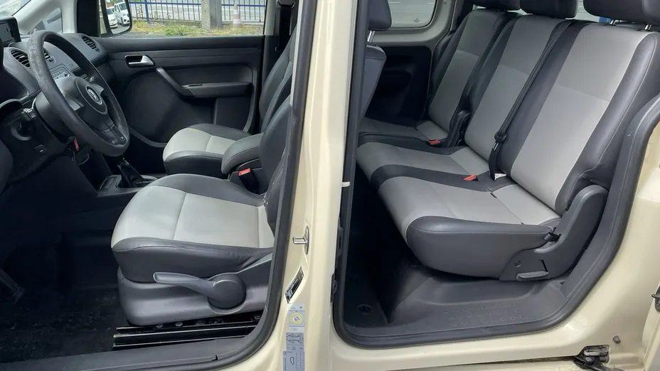 VOLKSWAGEN Caddy -