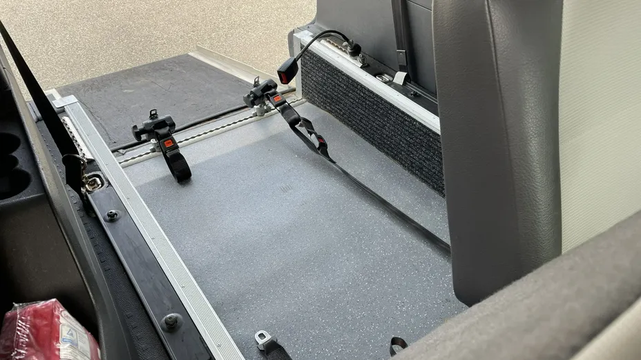 VOLKSWAGEN Caddy -