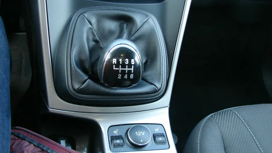 FORD Kuga -