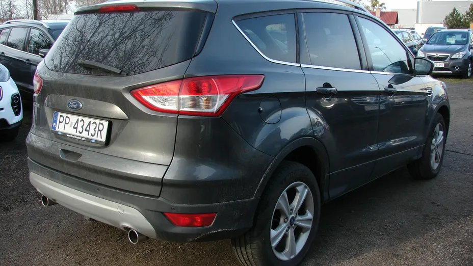 FORD Kuga -