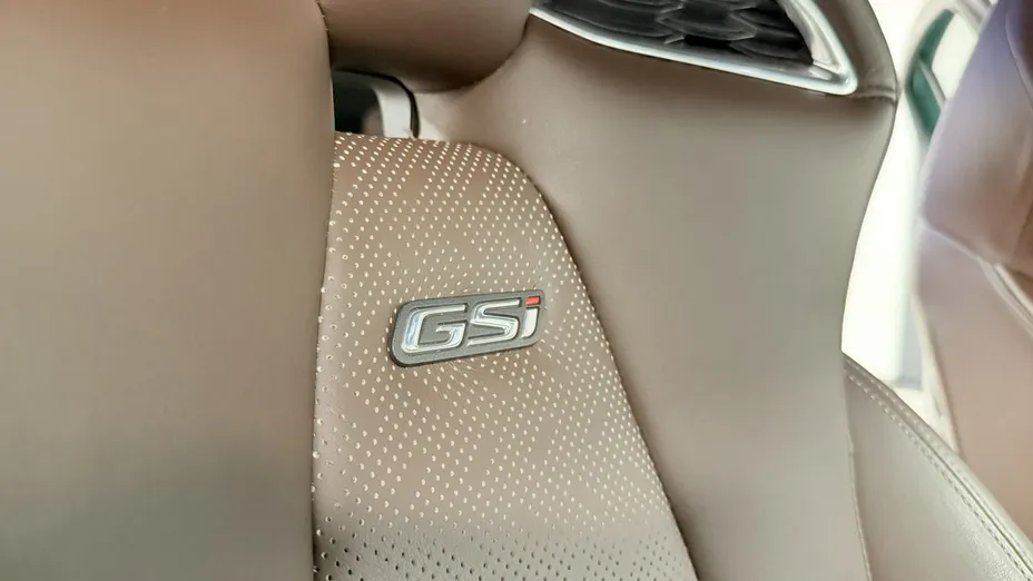 OPEL Insignia -