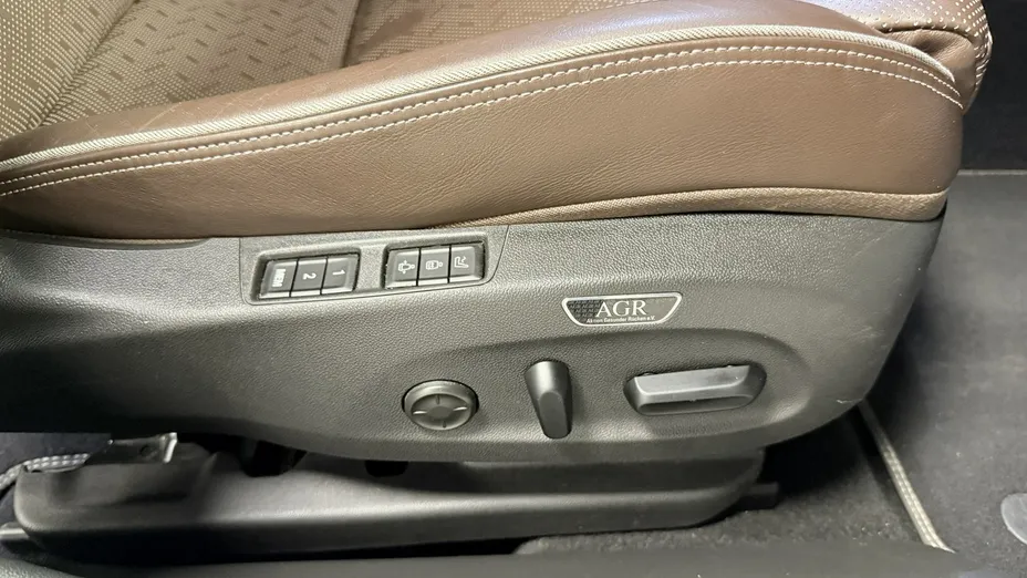 OPEL Insignia -