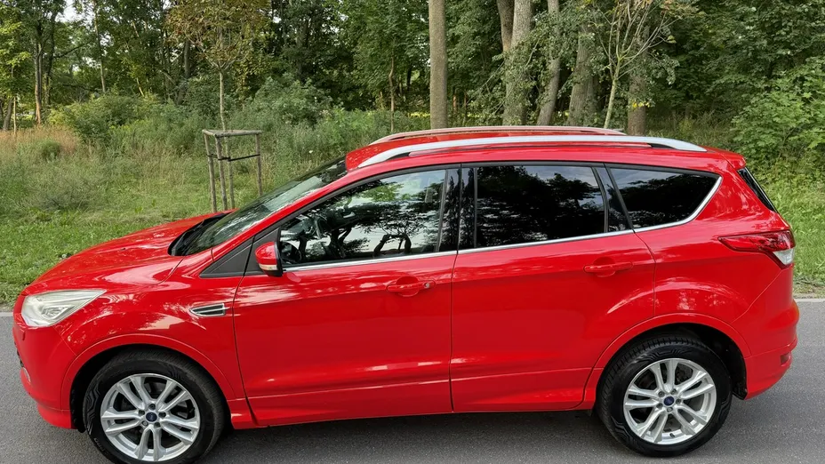 FORD Kuga -