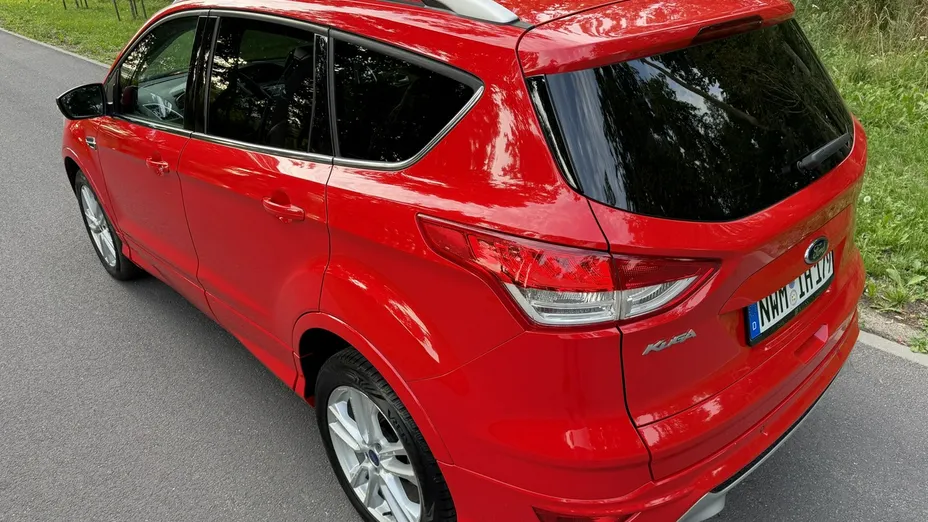 FORD Kuga -