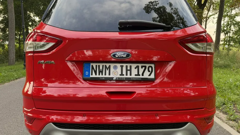 FORD Kuga -