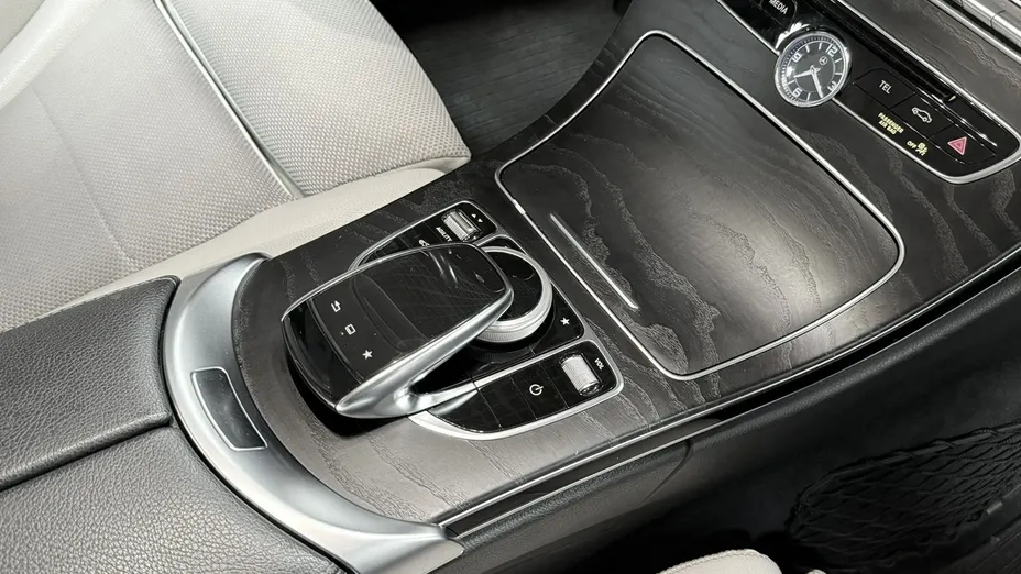 MERCEDES-BENZ C Klasa -