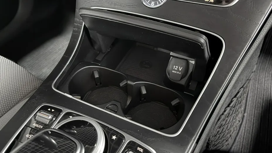 MERCEDES-BENZ C Klasa -