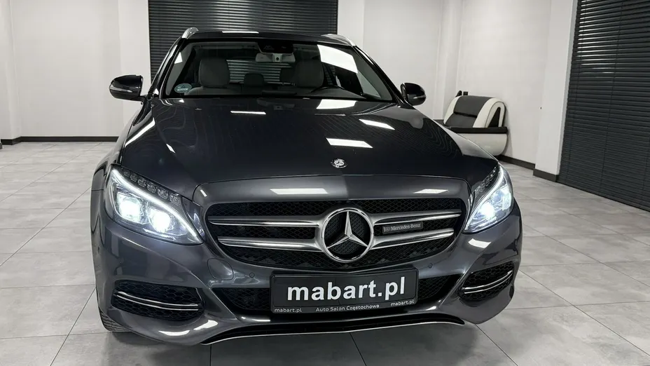 MERCEDES-BENZ C Klasa -