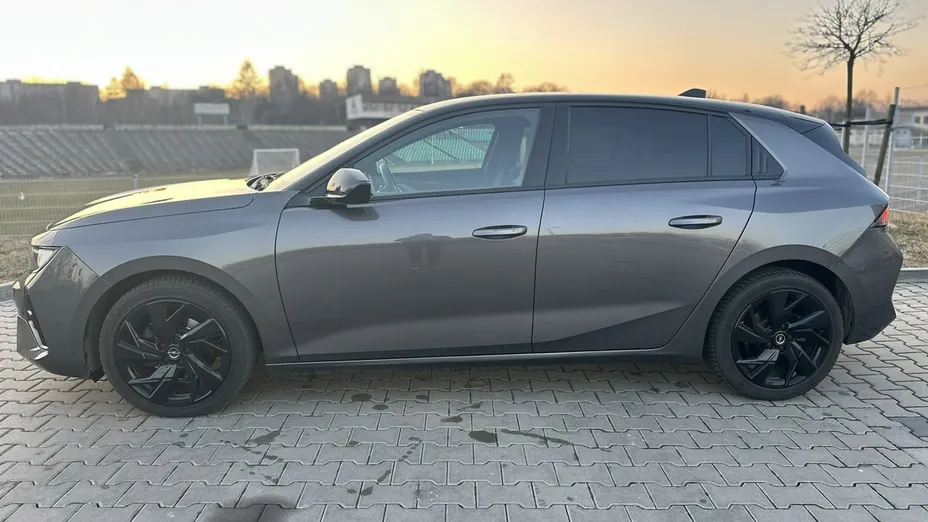 OPEL Astra -