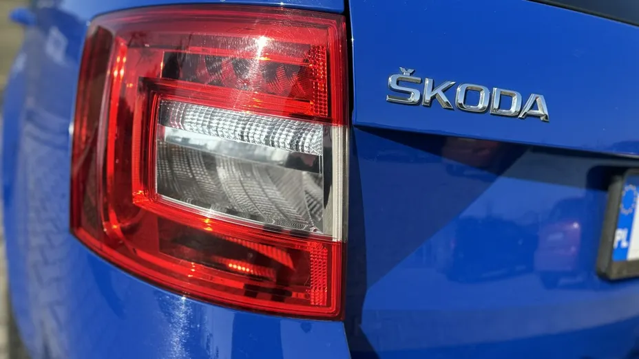 SKODA Octavia -