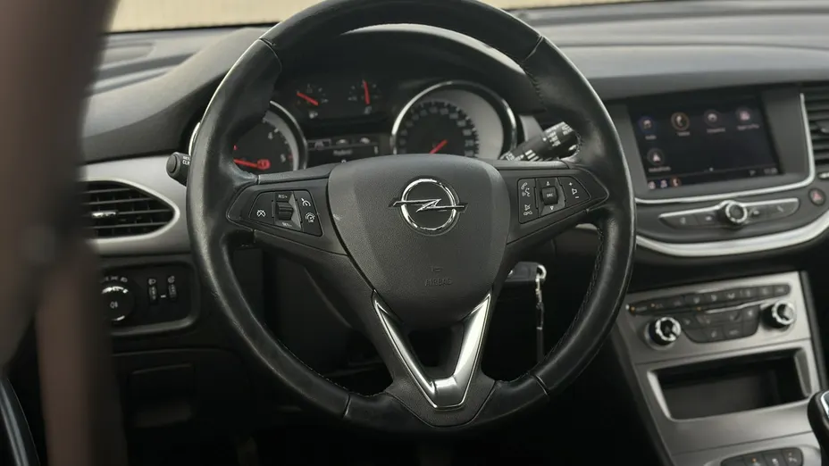 OPEL Astra -