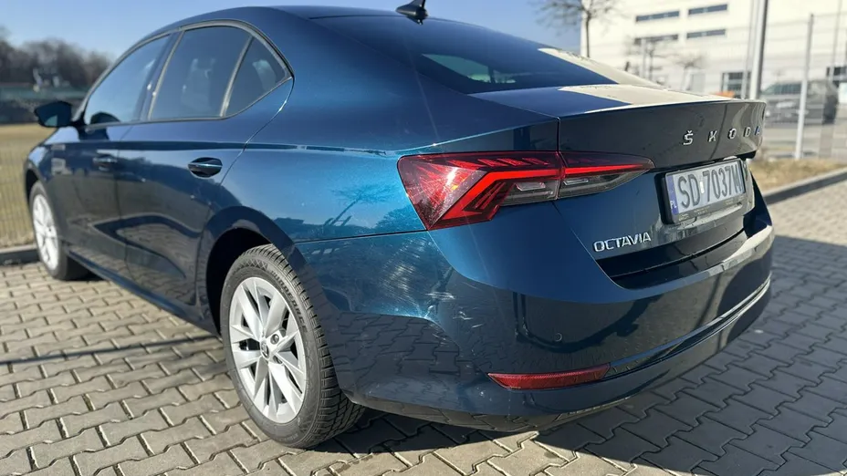 SKODA Octavia -
