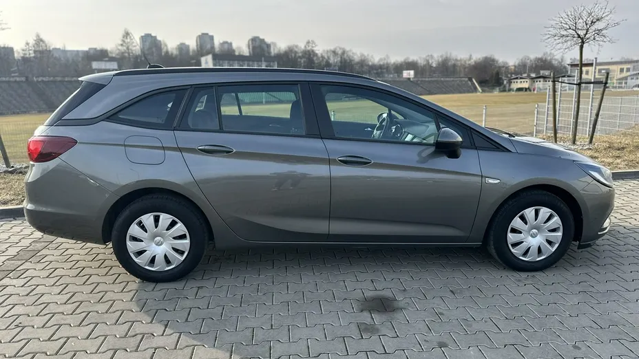 OPEL Astra -