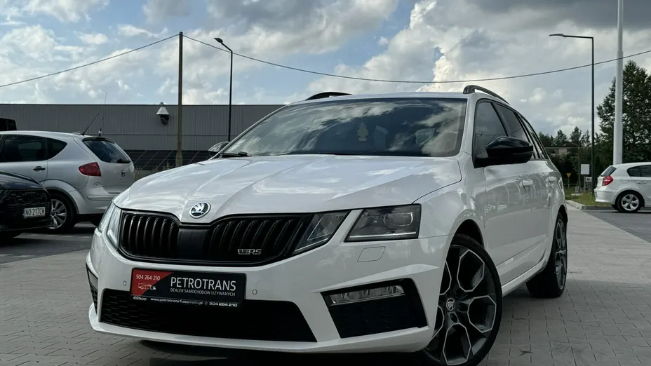 SKODA Octavia -