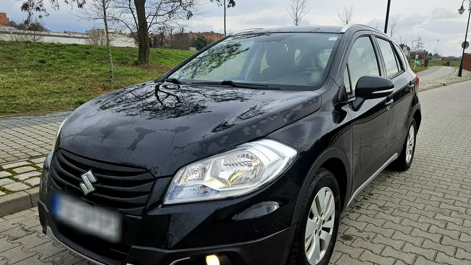 SUZUKI S-Cross -