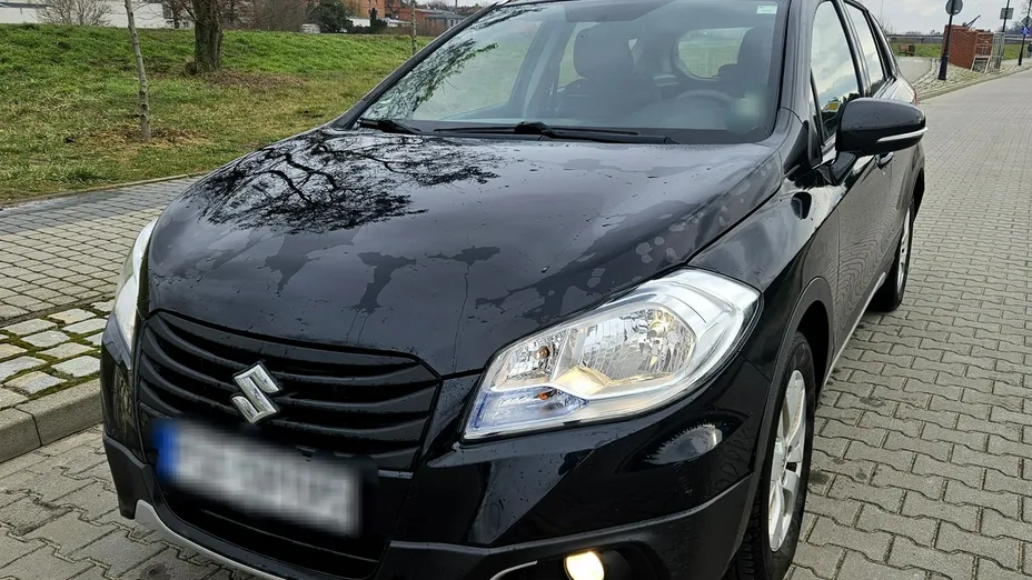 SUZUKI S-Cross -
