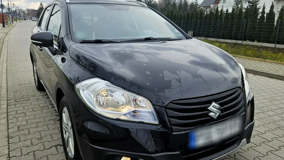 SUZUKI S-Cross -