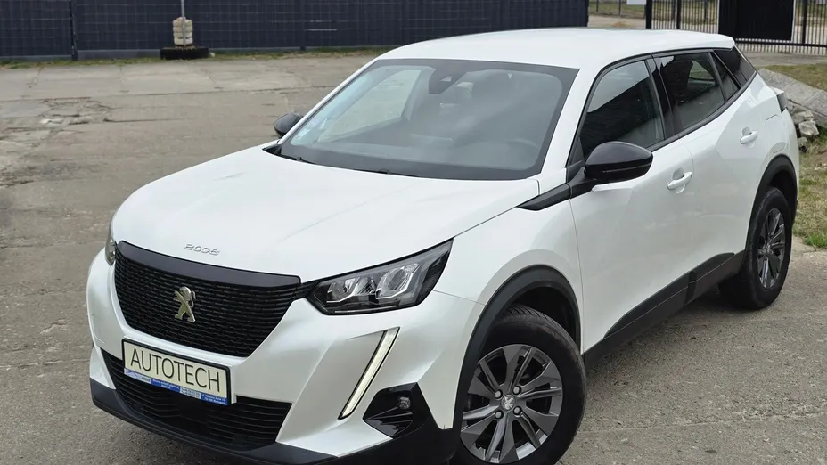 PEUGEOT 2008 -