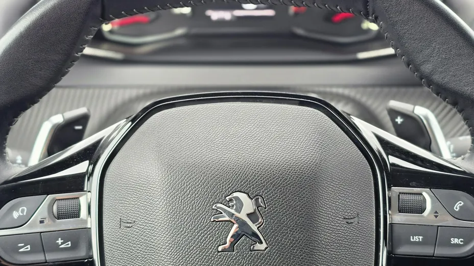 PEUGEOT 2008 -
