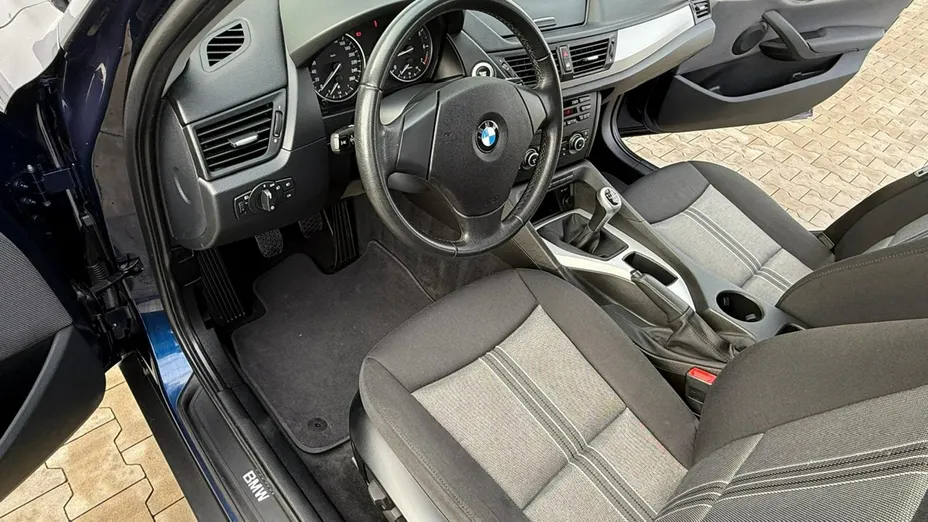 BMW X1 -