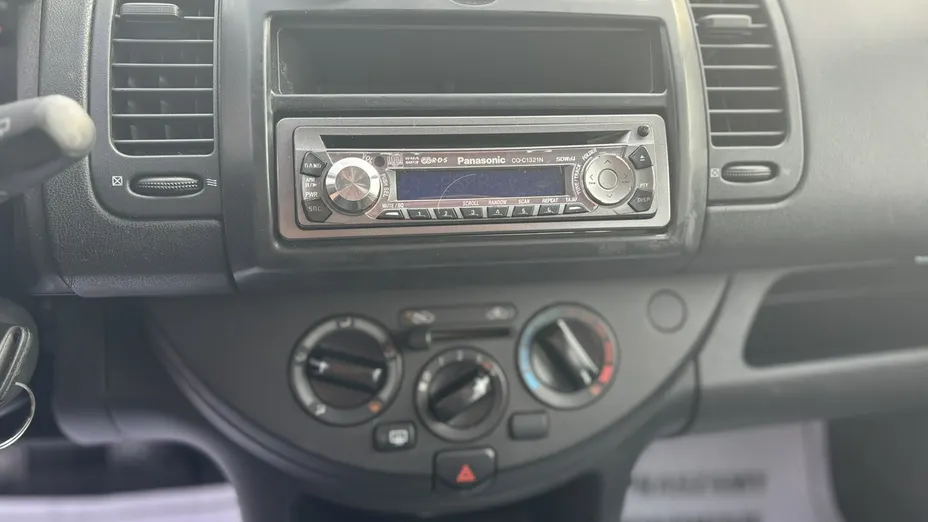 NISSAN Note -