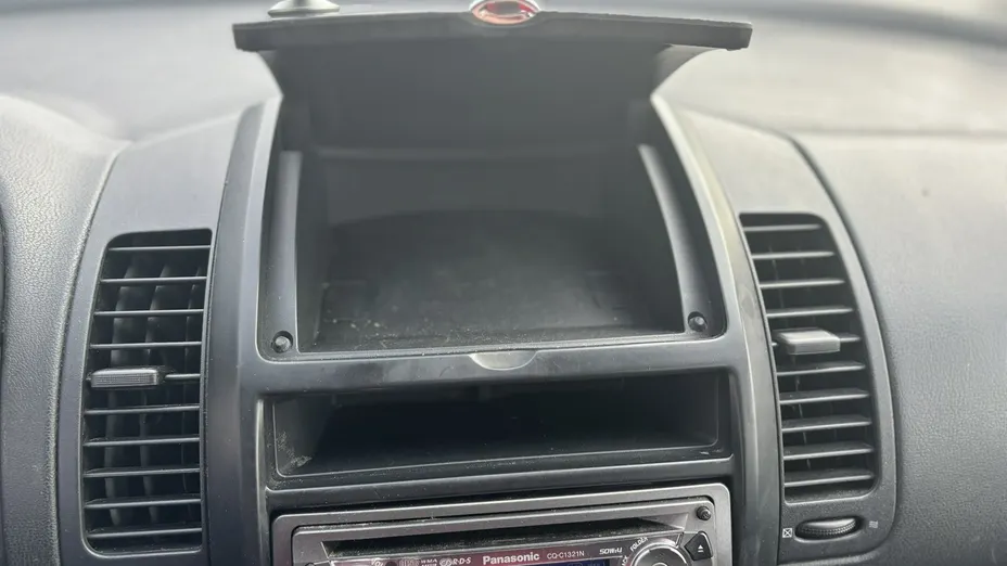 NISSAN Note -