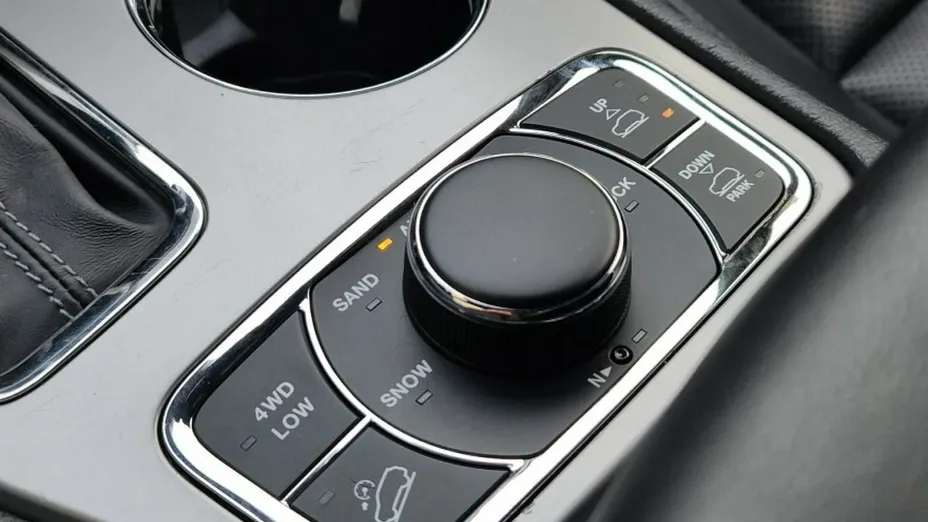 JEEP Grand Cherokee -