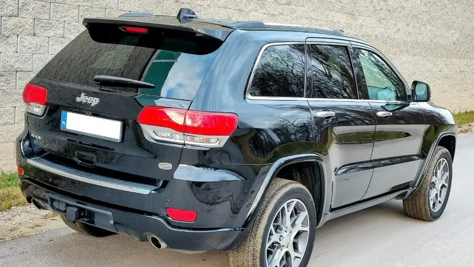 JEEP Grand Cherokee -