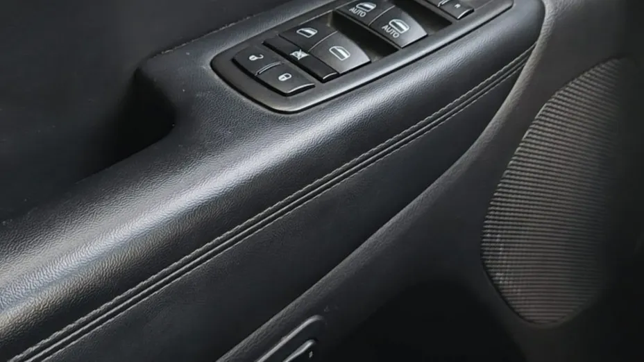 JEEP Grand Cherokee -