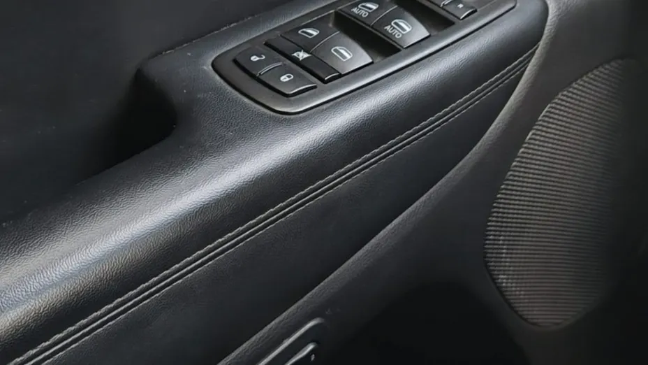 JEEP Grand Cherokee -