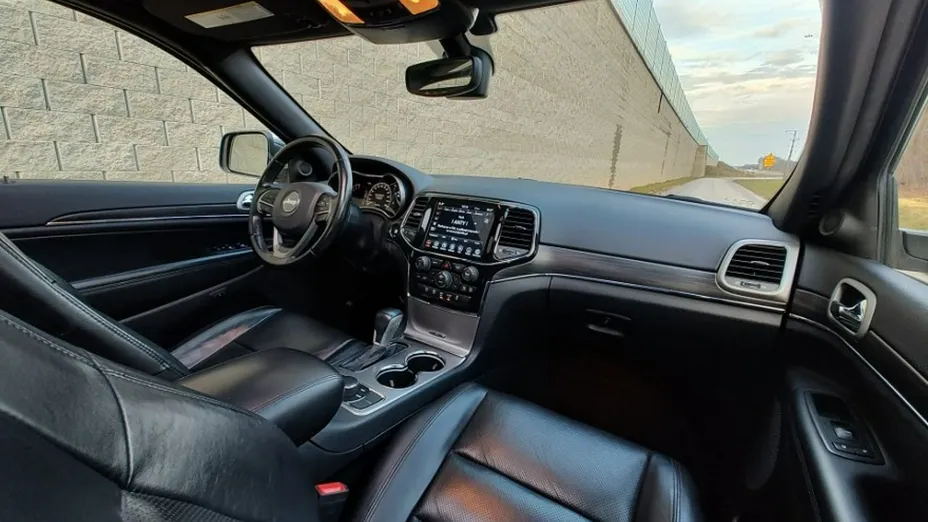 JEEP Grand Cherokee -