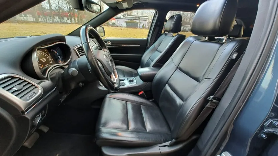 JEEP Grand Cherokee -