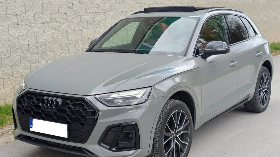 AUDI SQ5 -