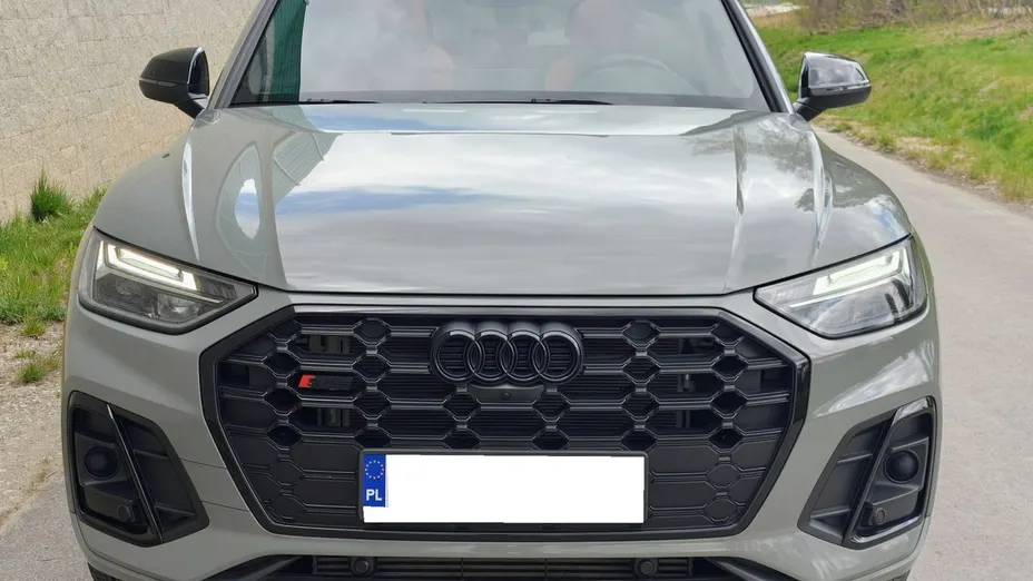 AUDI SQ5 -