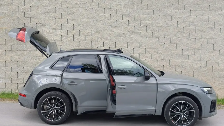 AUDI SQ5 -