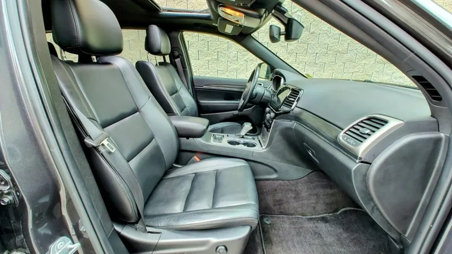 JEEP Grand Cherokee -