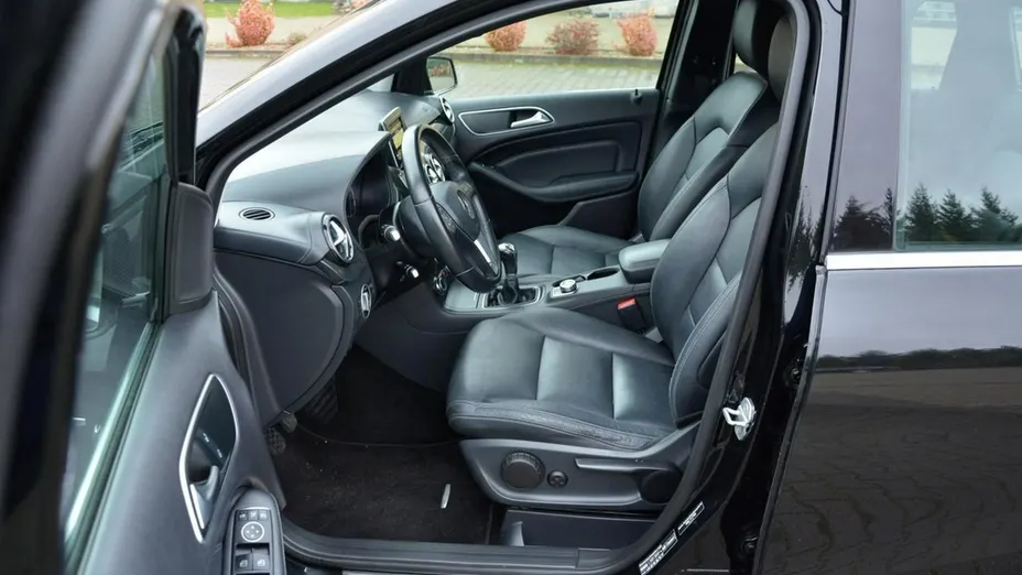 MERCEDES-BENZ B Klasa -