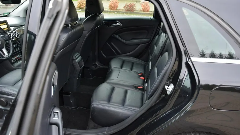 MERCEDES-BENZ B Klasa -