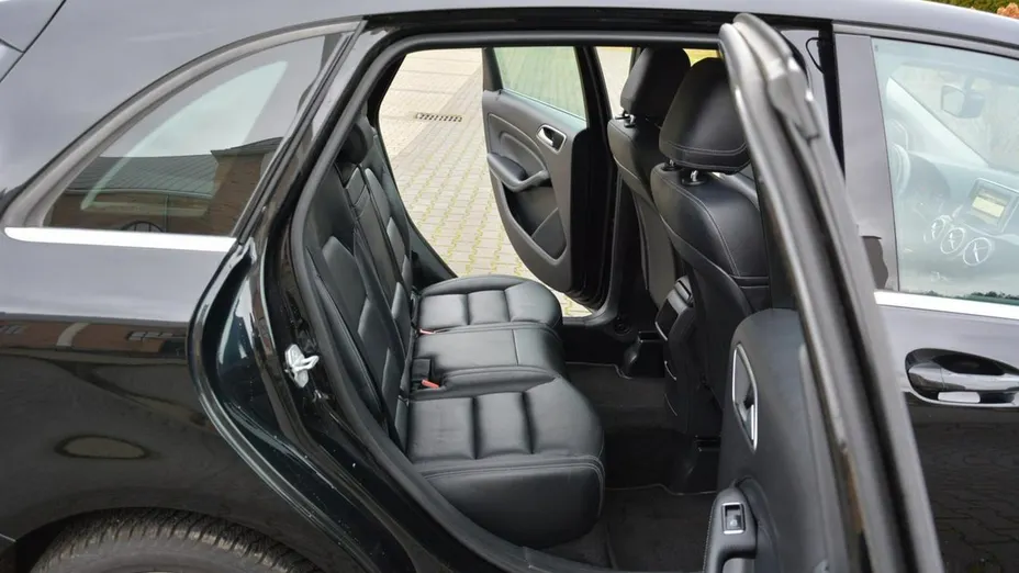 MERCEDES-BENZ B Klasa -