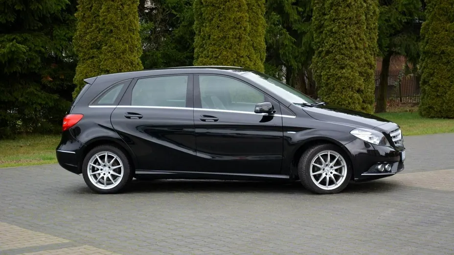 MERCEDES-BENZ B Klasa -