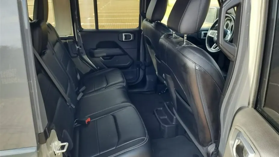 JEEP Wrangler -