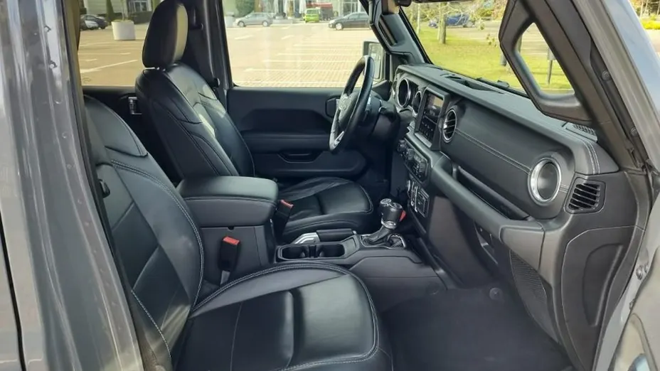 JEEP Wrangler -