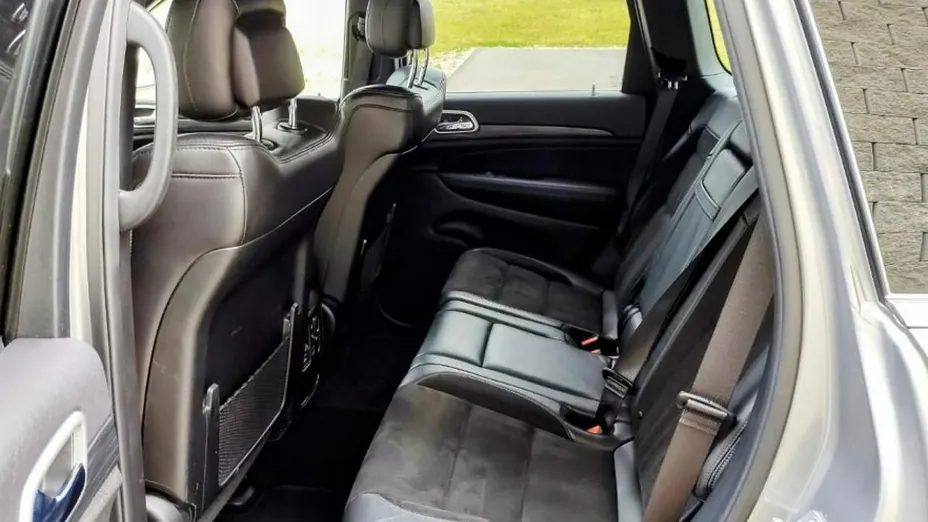 JEEP Grand Cherokee -