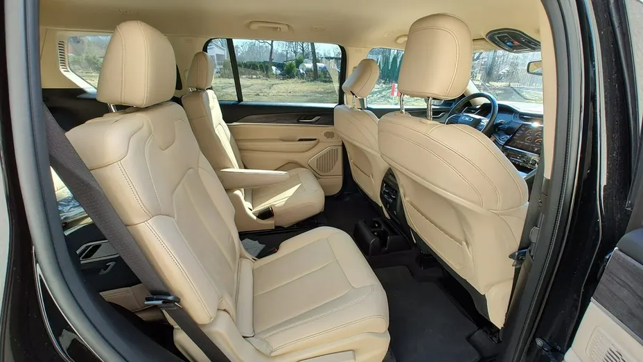 JEEP Grand Cherokee -