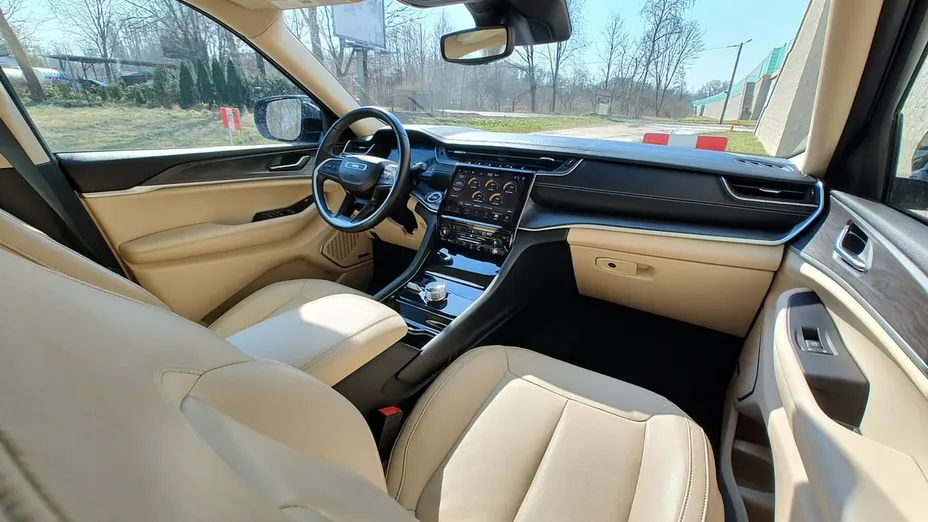 JEEP Grand Cherokee -