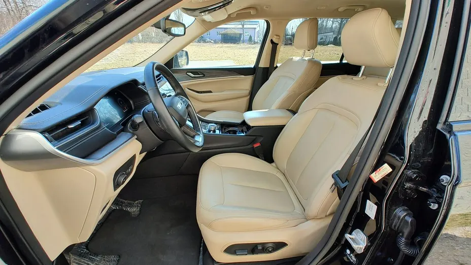 JEEP Grand Cherokee -