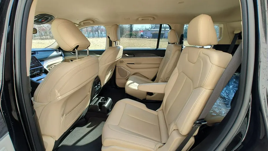 JEEP Grand Cherokee -